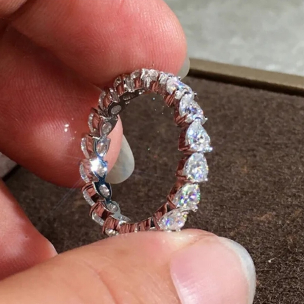 New Heart Baguette Simple Ring - Picture 2 of 5